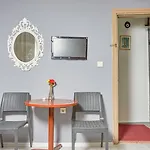 Unique Hotel