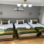 Unique Hotel 3*