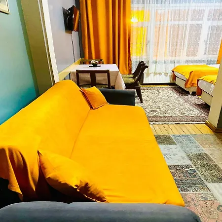 Hotel Unique