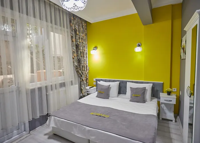 أجنحة يونيك الفندقية فندق 3*