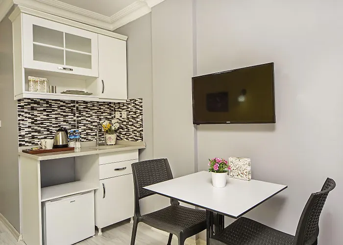 أجنحة يونيك الفندقية فندق