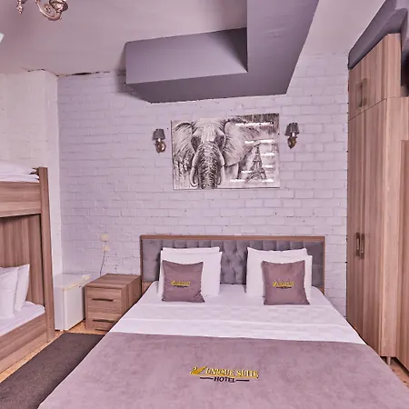 Unique Hotel 3*