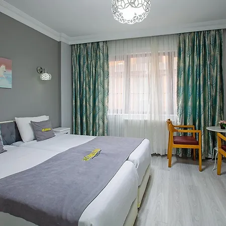 Unique Hotel