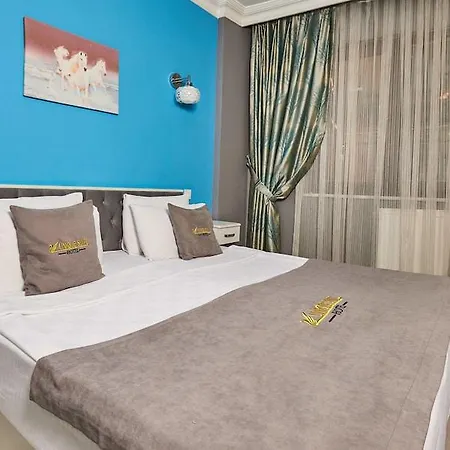 Hotel Unique 3*