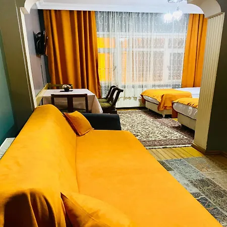 Unique Hotel